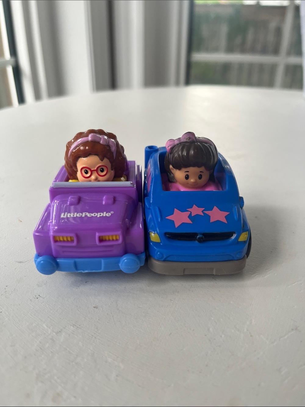 Little People Girlie Wheelies Mia Star SUV and Maggie
